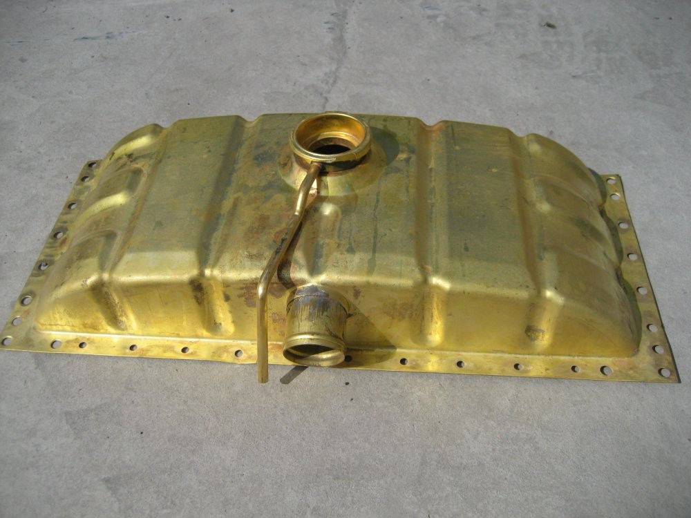 Бак радиатора верхний в сборе ЮМЗ - 6Л; ЮМЗ - 6М 36-1301.050-Б