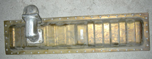 Бак нижний радиатора КСКУ-6;КСК-100; Дон-1500;-680;-2600 251у.13.200